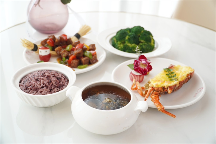 產(chǎn)后分享，3萬+的月子中心一天吃什么？1